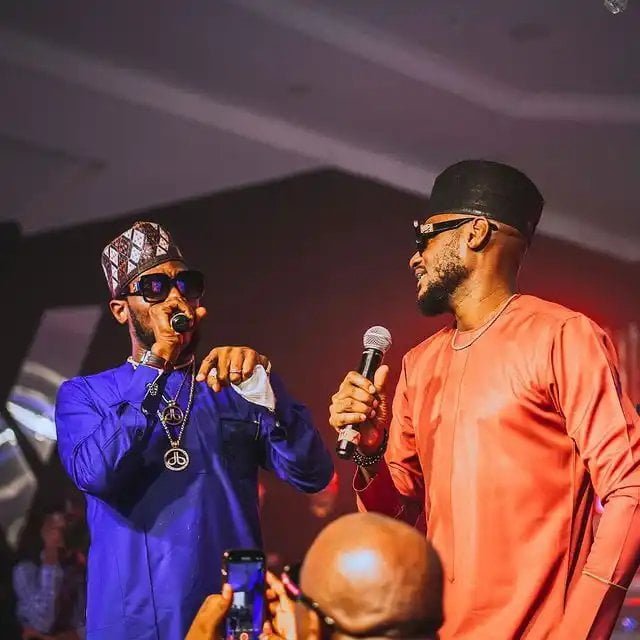 D’Banj And 2Baba Gives A Stunning Stage Performance To Fans In Abuja (Photos)