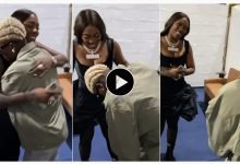 "Zazoo Zehh" Singer, Portable bows as he meet with Tiwa Savage in backstage (video)