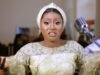 Momme Gombe - Soyayya