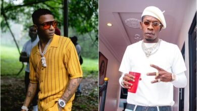 “Message to Shatta Wale” – WizKid Flies Sarkodie’s engineer Possigee to Lagos with his private jet to produce a song for him (video)