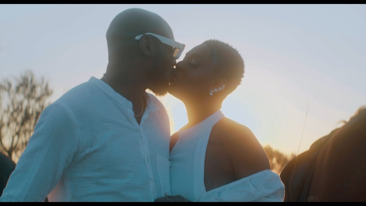 2Baba – Smile (Video)