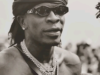"Leave me make I chop love sha" Shatta Wale says as he shares a romantic video k!ssing a lady (Watch)