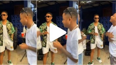 “Just two afrobeat baddmen vibing” – Kelvyn Boy links up with Wizkid in Nigeria