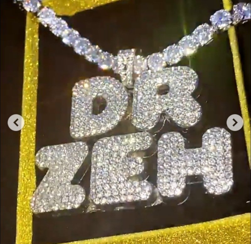 Singer, Portable splashes millions on customized diamond chain days after he bags ₦50 million endorsement deal (Video)