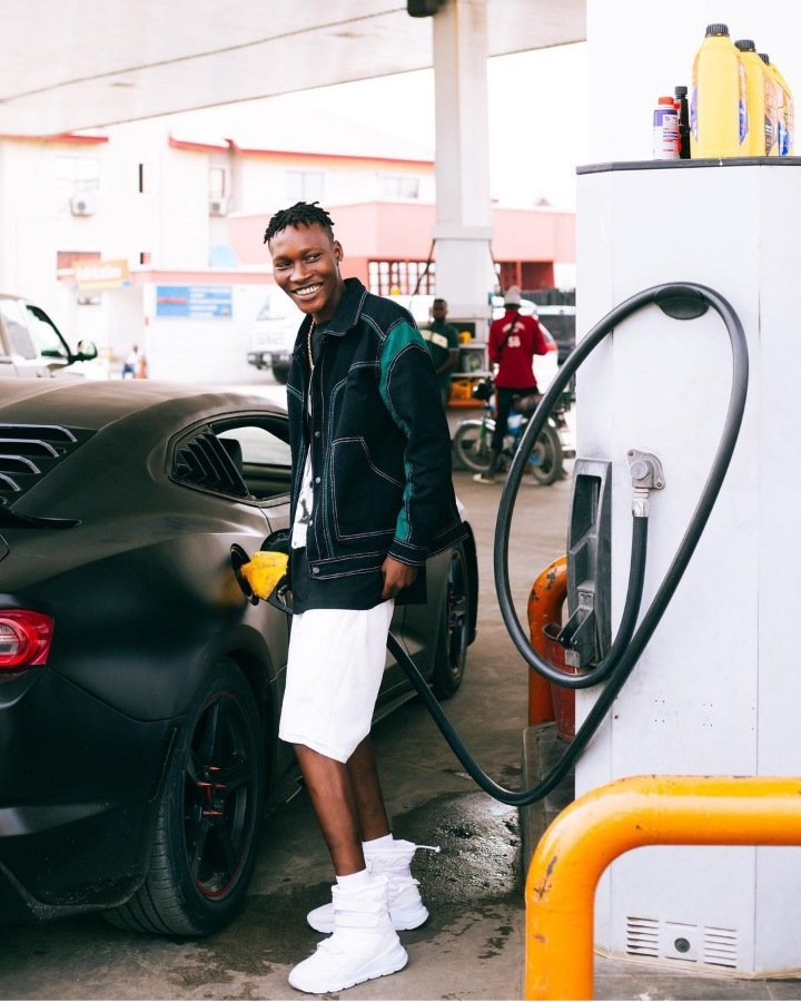 Singer, Zinoleesky splashes almost ₦100m on two super cars to mark his 22nd Birthday (Photos)