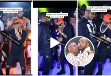 “See as Wizkid dey happy as he see Davido” – Reactions as video of Wizkid and Davido performing together resurfaced (WATCH)