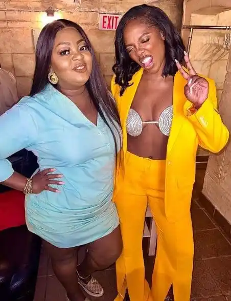 “This is pure madness” – Reactions as Tiwa Savage steps out in provocative attire (WATCH)